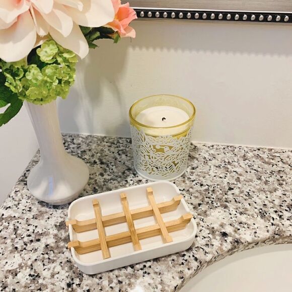 Easy Clean Bamboo Wood Tray Soap Dish - Picture 6 of 6